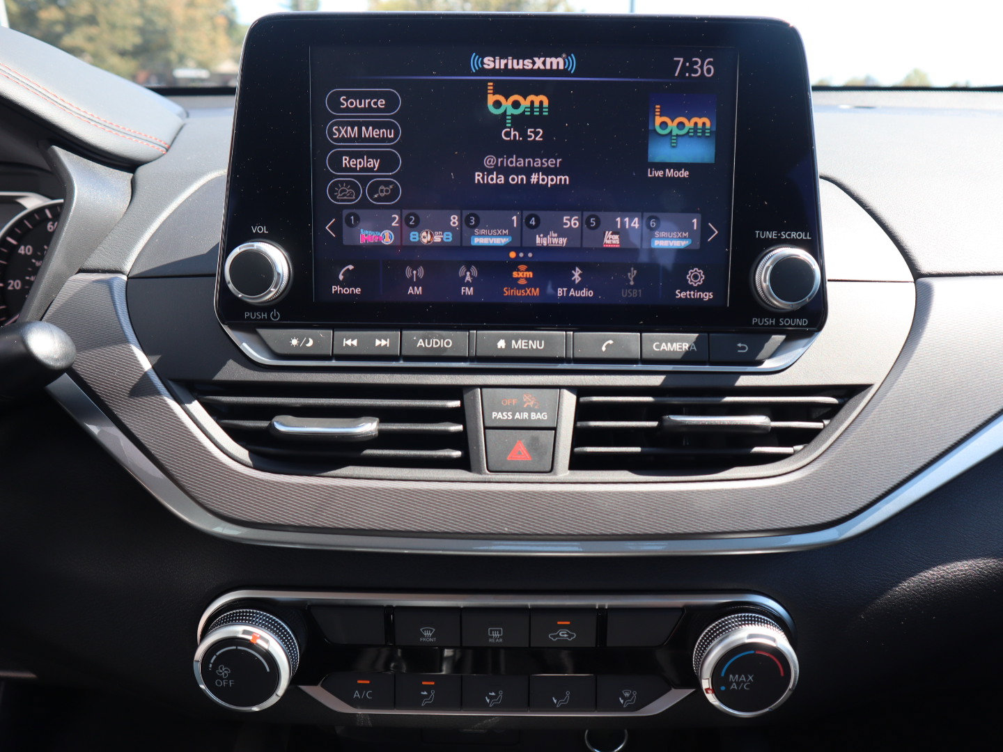2025 Nissan Altima SR - Photo 22