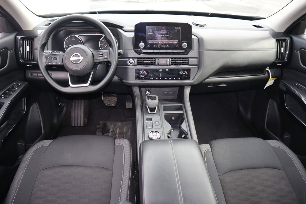 2024 Nissan Pathfinder S - Photo 14
