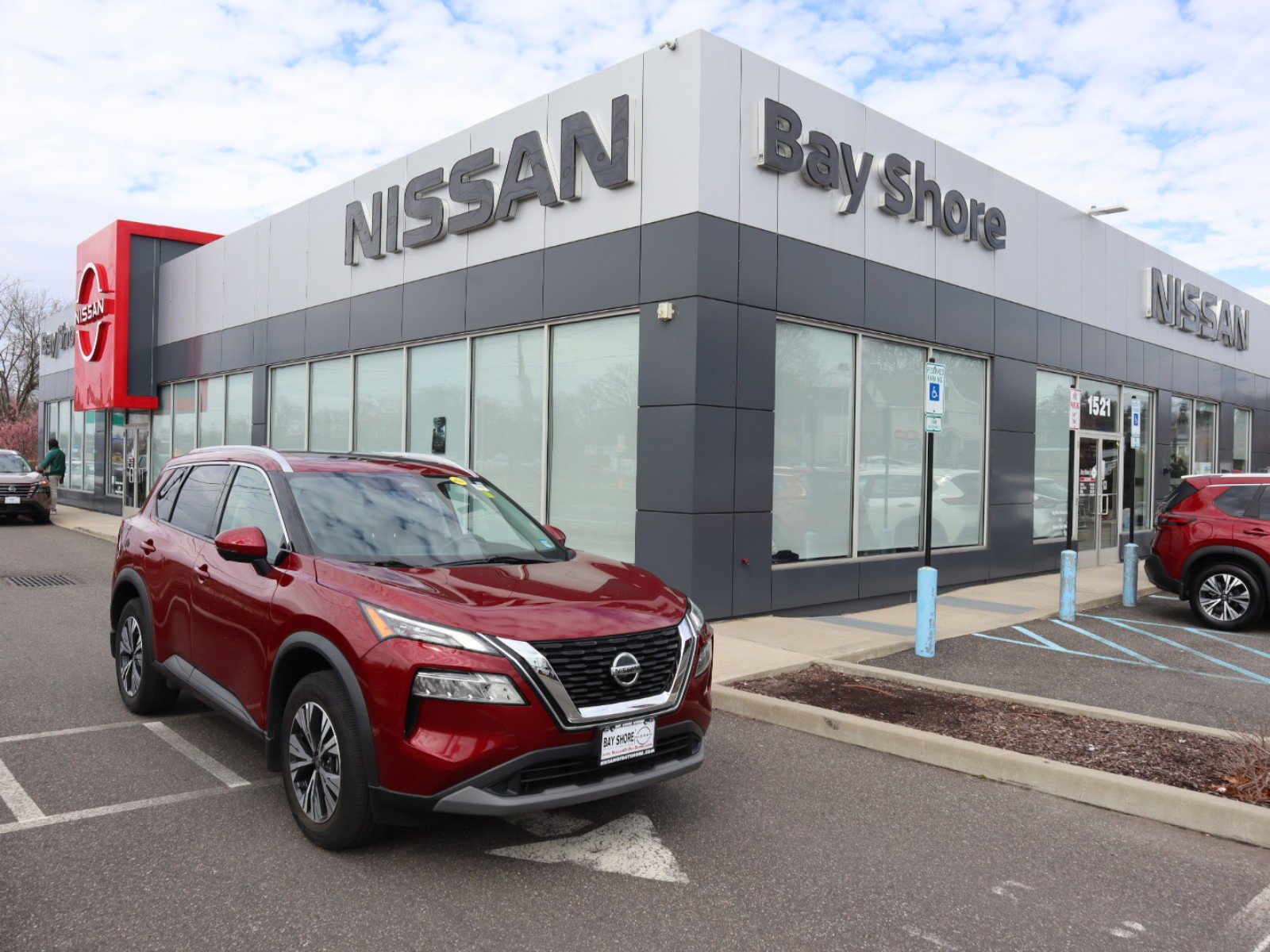 Certified 2021 Nissan Rogue SV with VIN 5N1AT3BB3MC807186 for sale in Bay Shore, NY