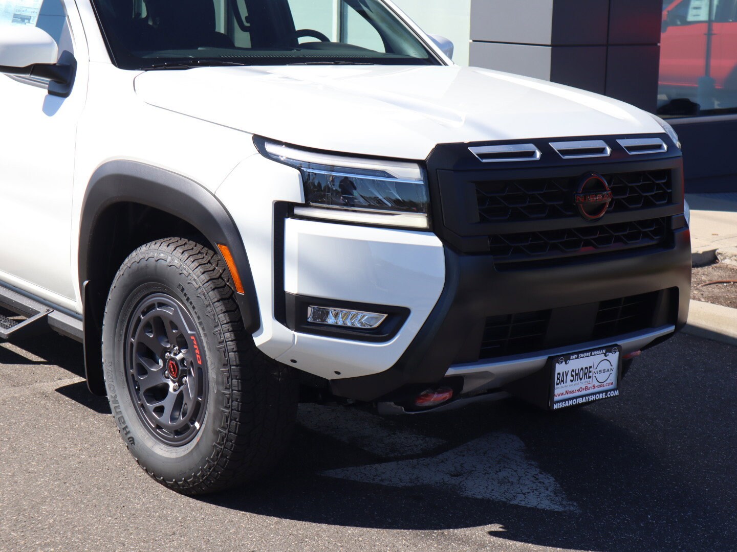 2025 Nissan Frontier PRO-4X photo 3