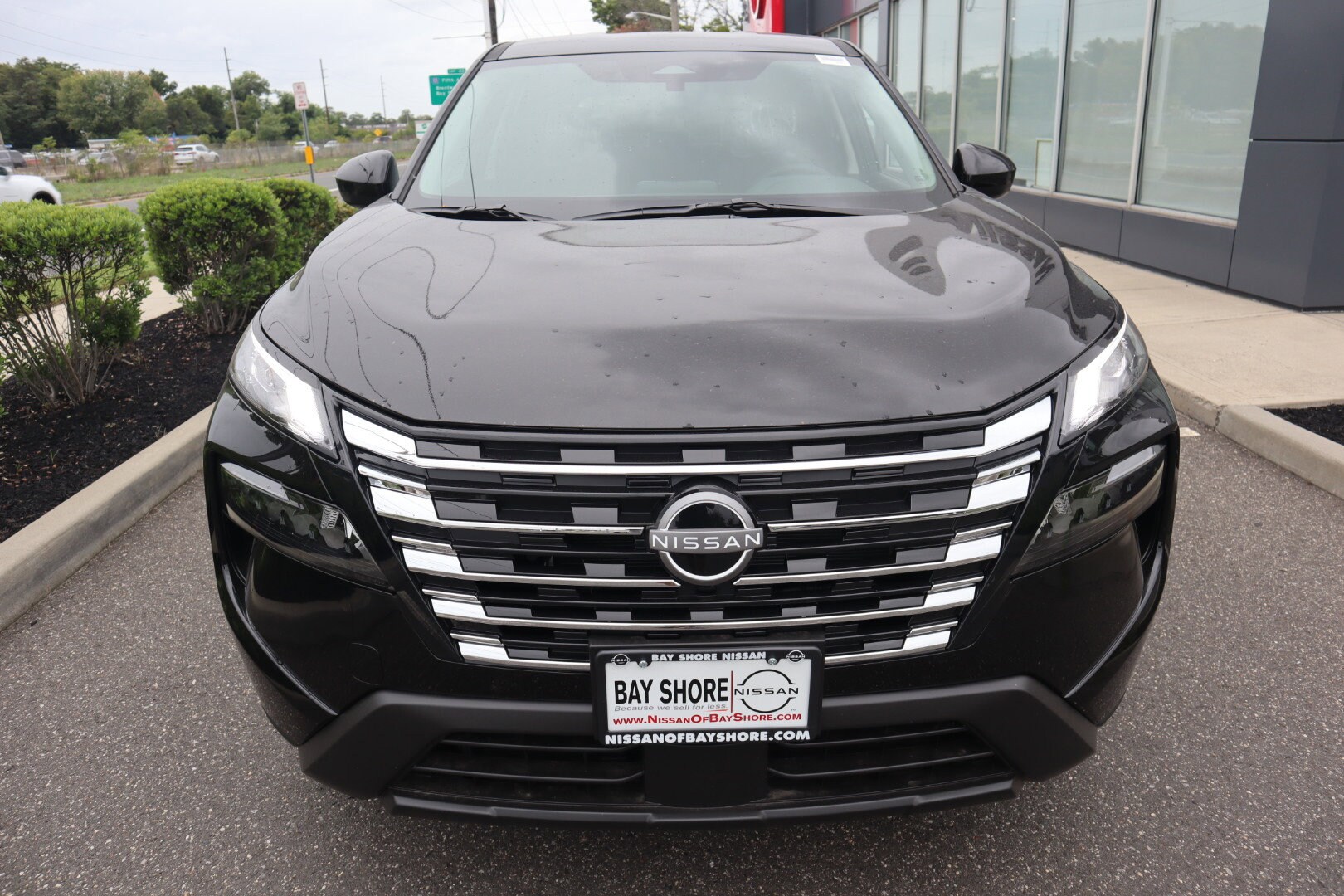 2026 Nissan Rogue SV photo 4