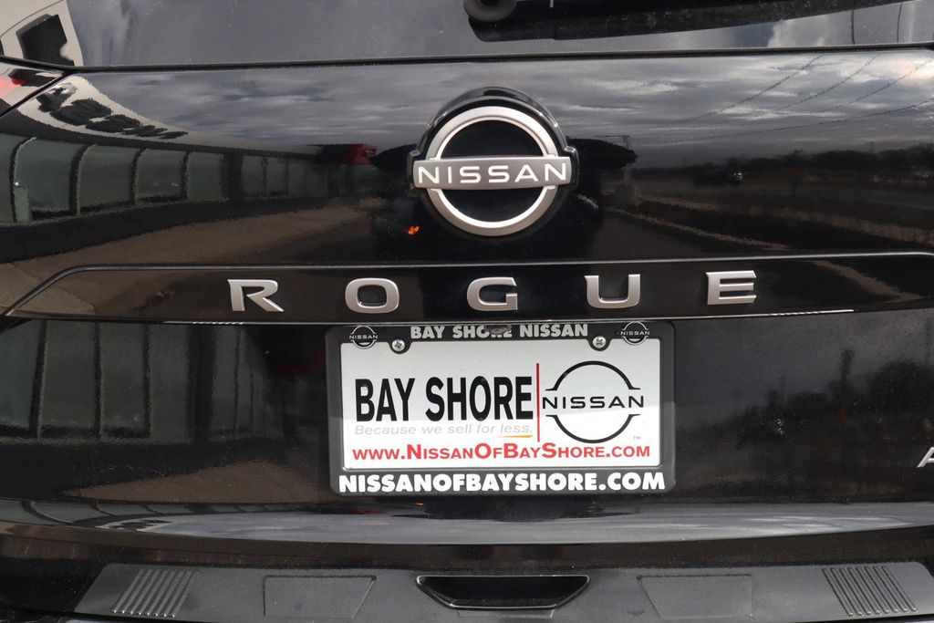 2025 Nissan Rogue SV - Photo 30
