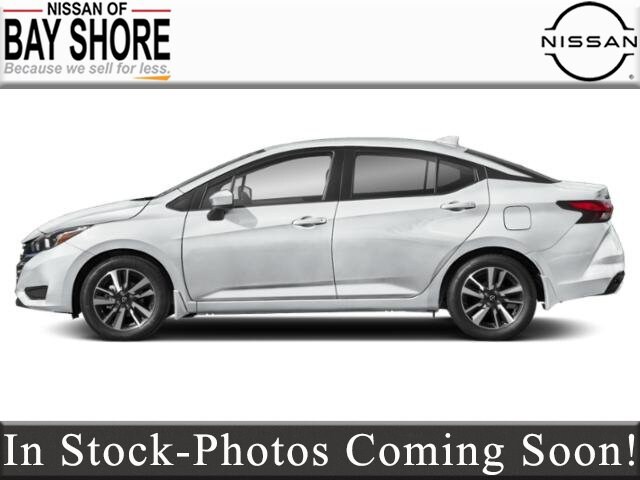 2025 Nissan Versa 1.6 SV photo 3