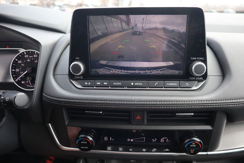 2025 Nissan Rogue SV - Photo 23