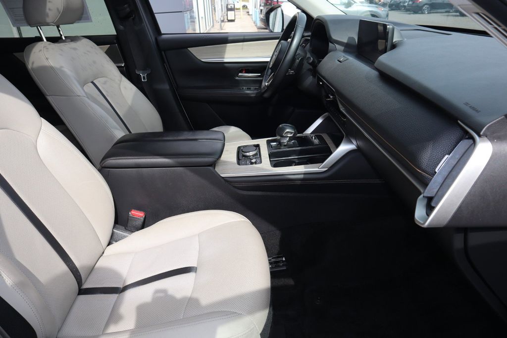 2024 Mazda CX-90 Preferred Package - Photo 23