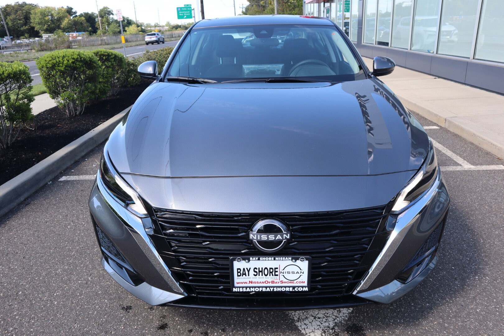 2025 Nissan Altima SV photo 3