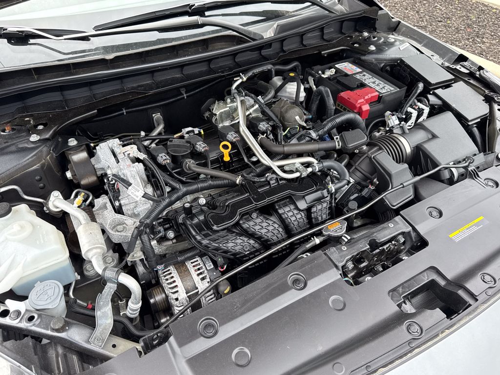 2025 Nissan Altima SR - Photo 25