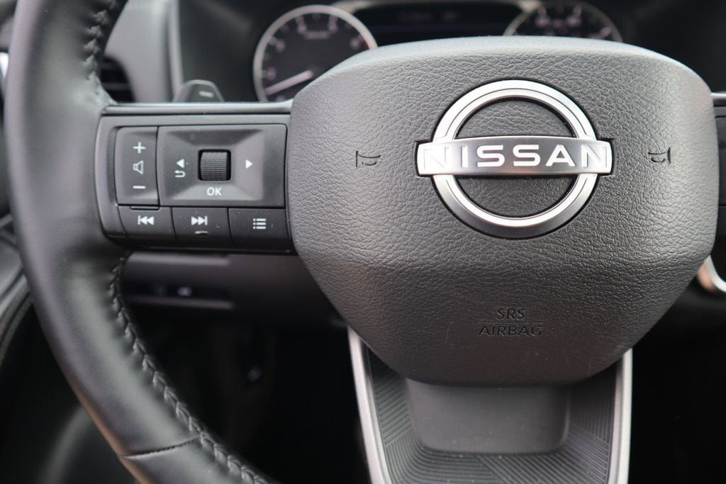 2025 Nissan Rogue SV - Photo 19