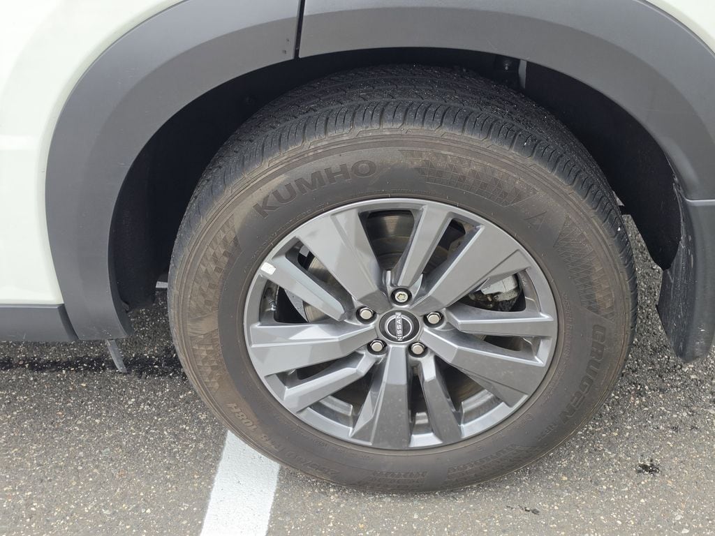 2024 Nissan Pathfinder S - Photo 11
