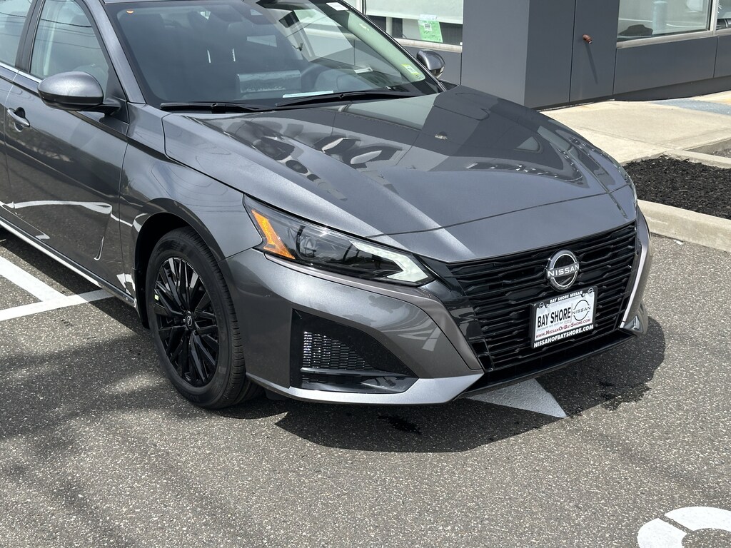 New 2026 Nissan Altima SV Sedan