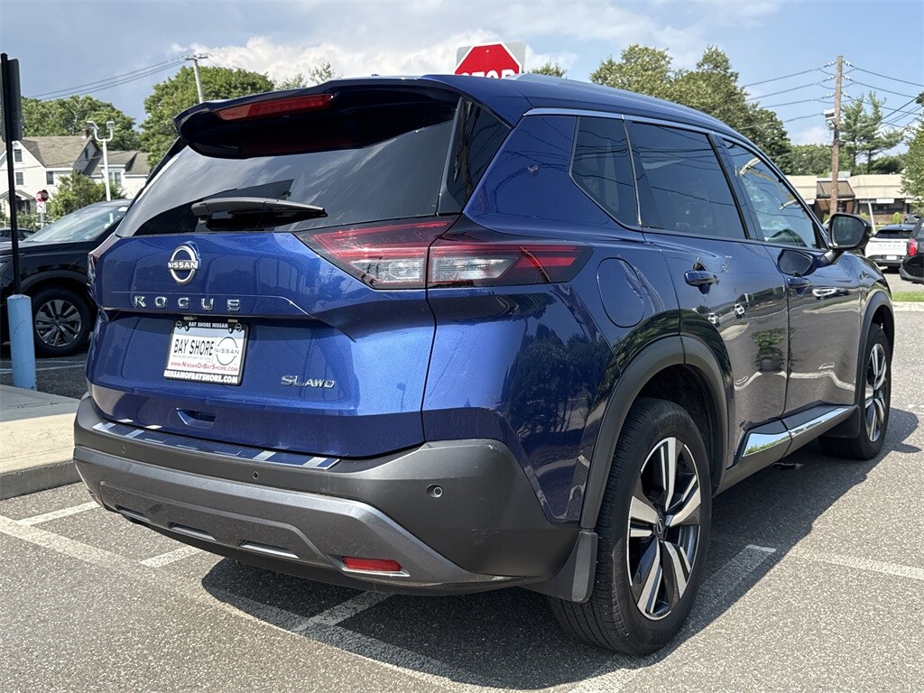2023 Nissan Rogue SL photo 3