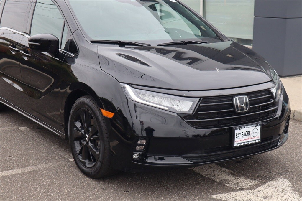 2023 Honda Odyssey Sport photo 4
