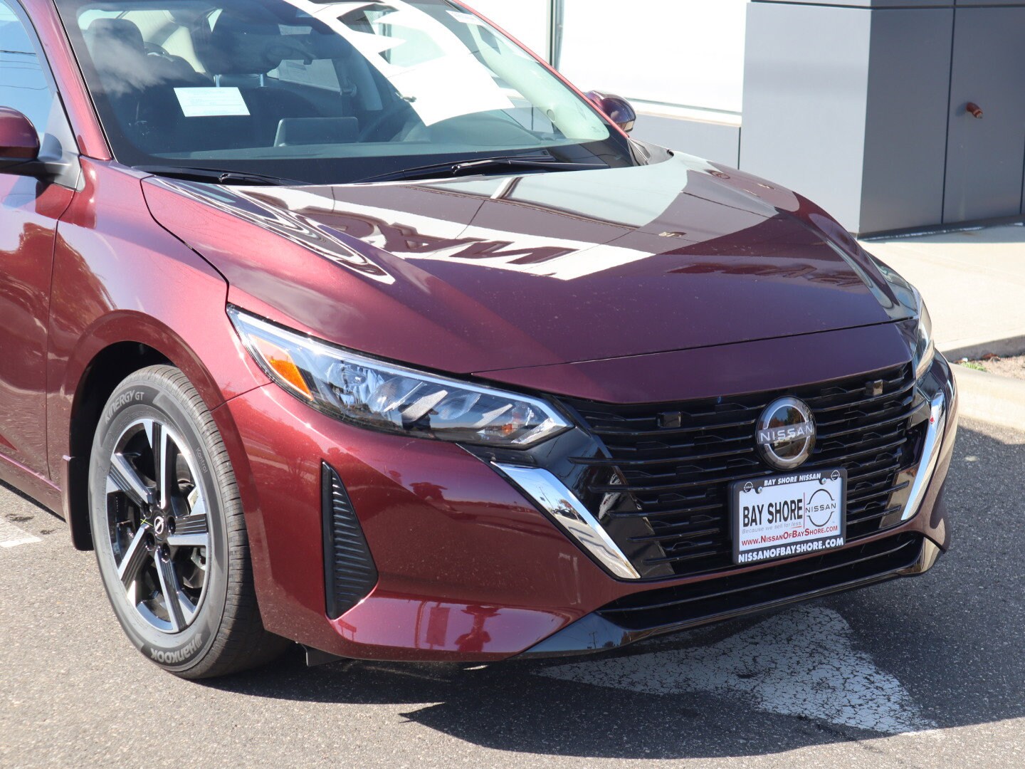 2025 Nissan Sentra SV photo 2