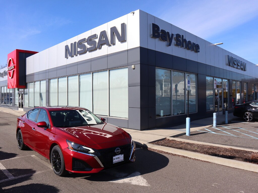 New 2025 Nissan Altima SV Sedan