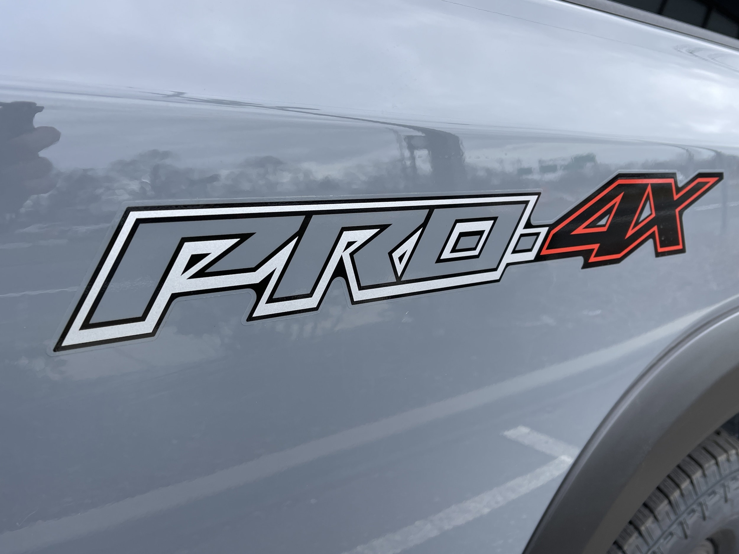 2025 Nissan Frontier PRO-4X - Photo 13