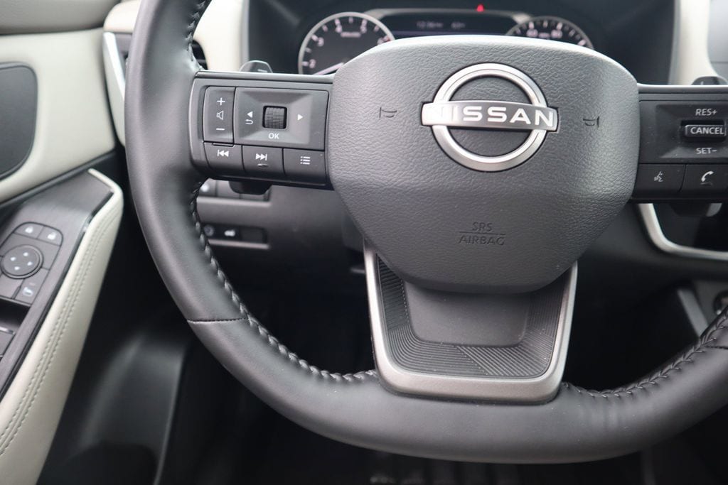 2025 Nissan Rogue SV - Photo 18