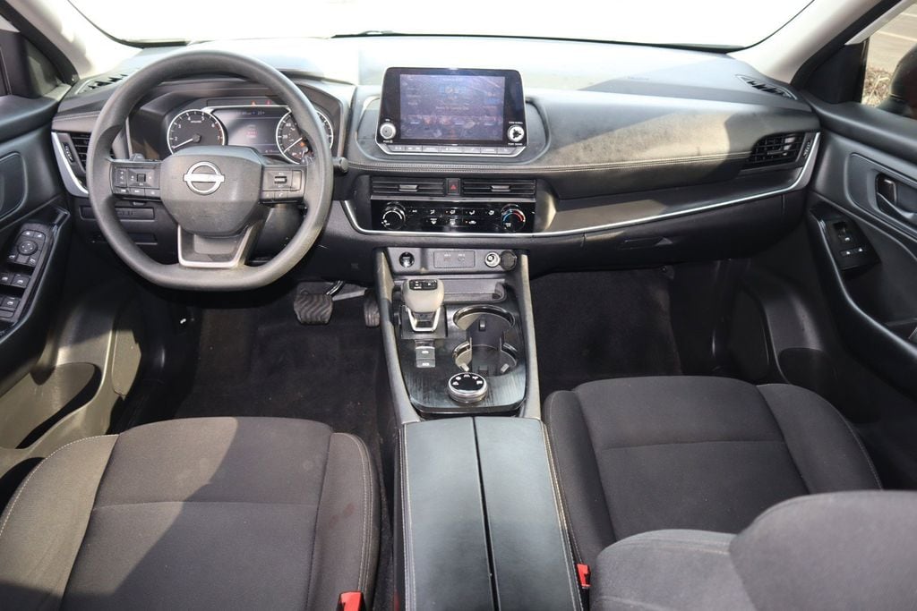 2025 Nissan Rogue S - Photo 15