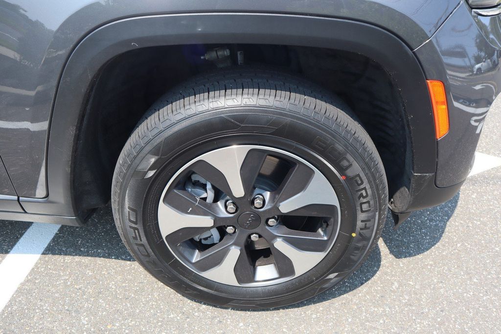 2024 Jeep Grand Cherokee 4xe - Photo 12
