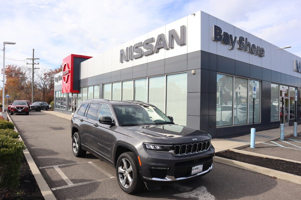 Used 2022 Jeep New Grand Cherokee Limited SUV