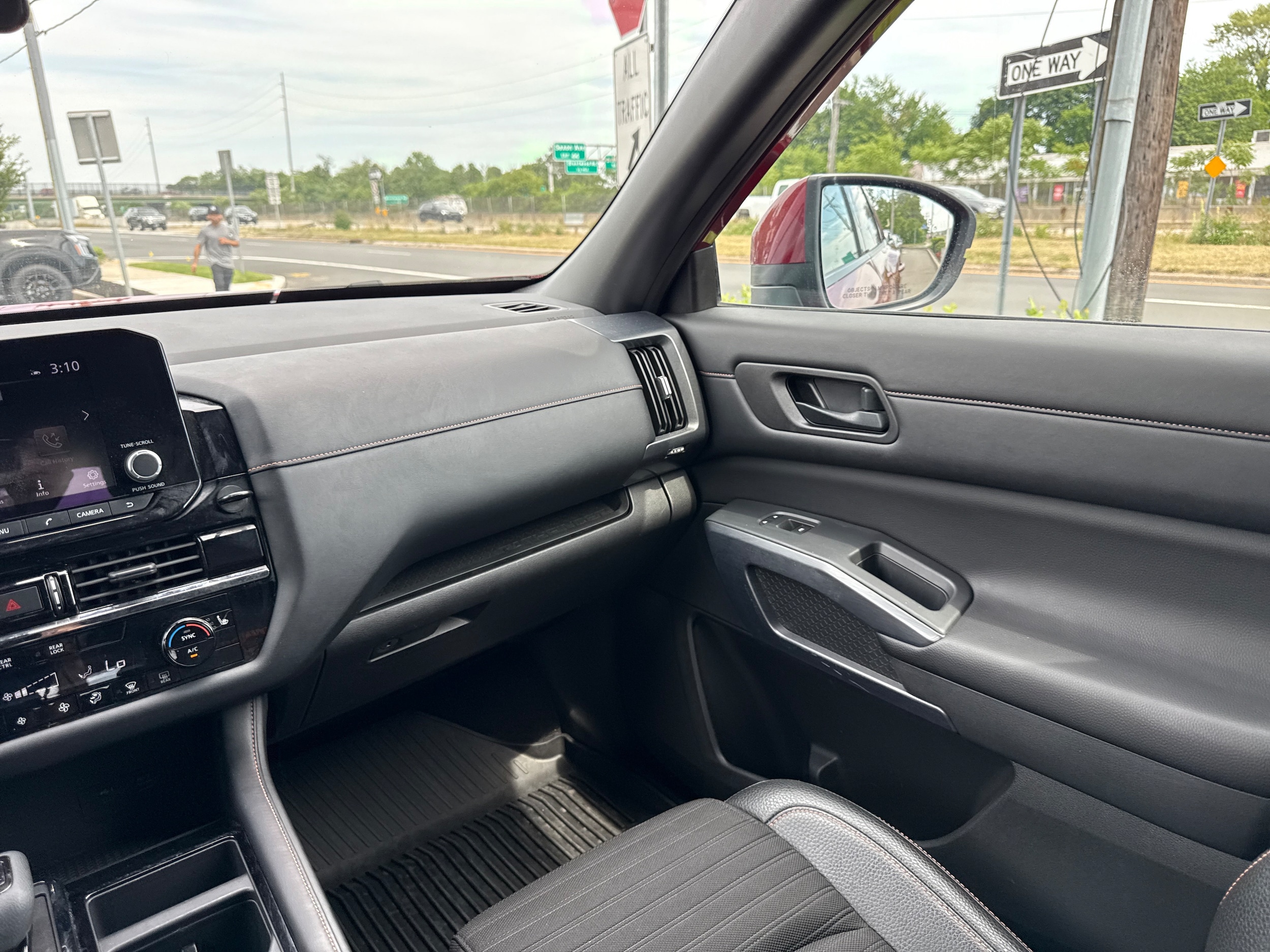 2023 Nissan Pathfinder Rock Creek - Photo 16