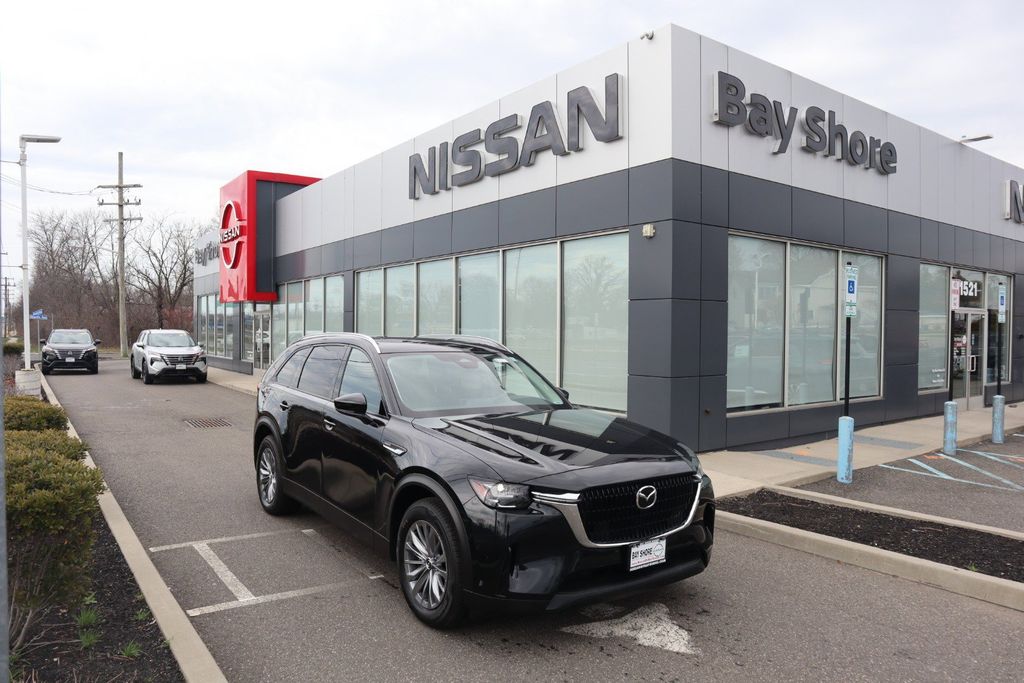 2024 Mazda CX-90 PHEV Preferred Package's photo