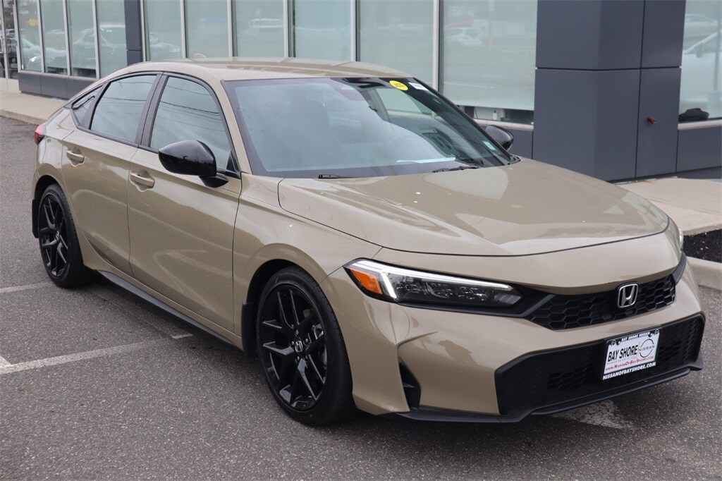 2025 Honda Civic Sport Hatchback photo 3