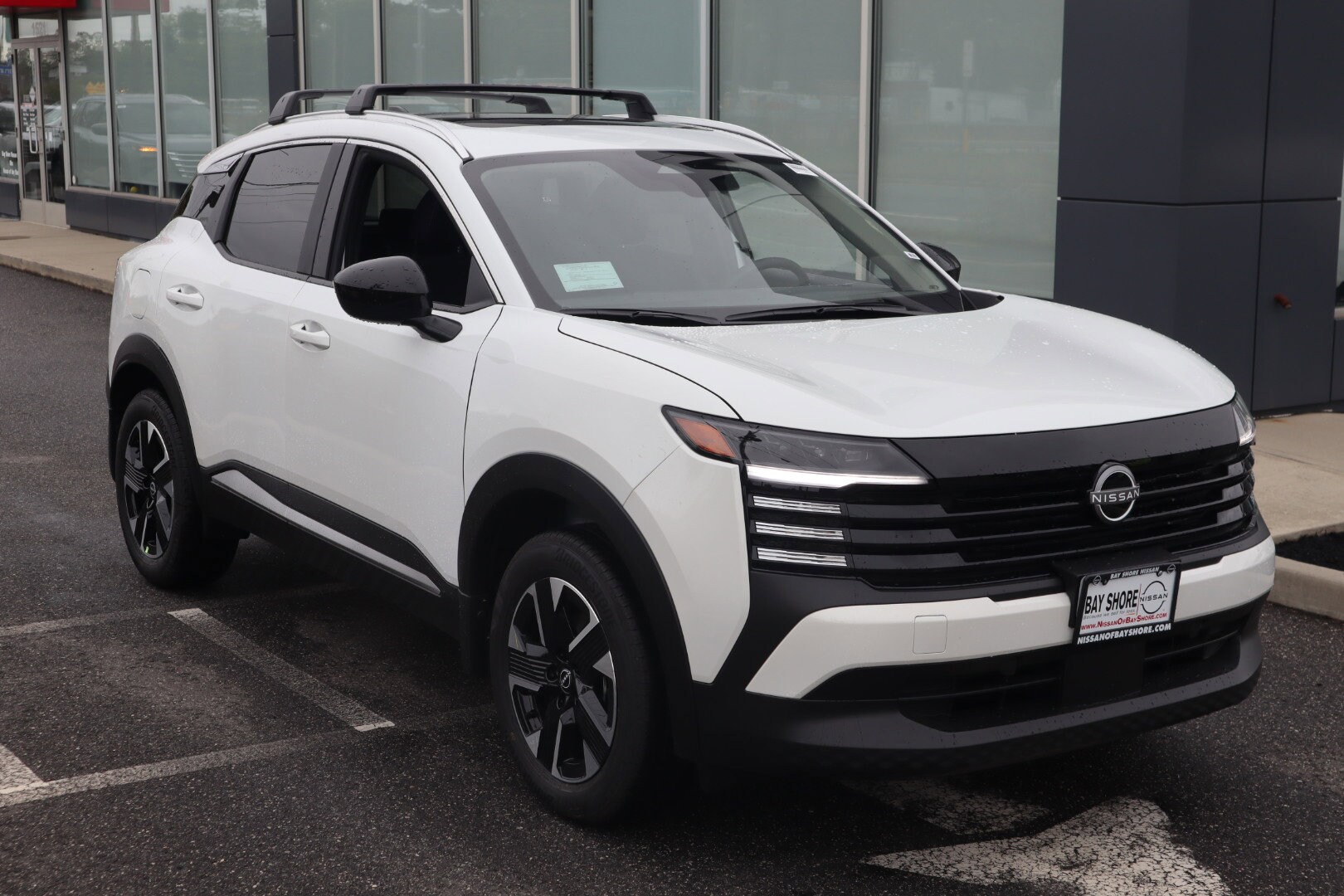 2026 Nissan Kicks SV photo 2