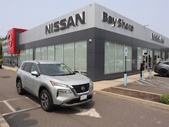 Used 2022 Nissan Rogue SV SUV UB10163P for Sale in Bay Shore, NY, at Nissan of Bay Shore