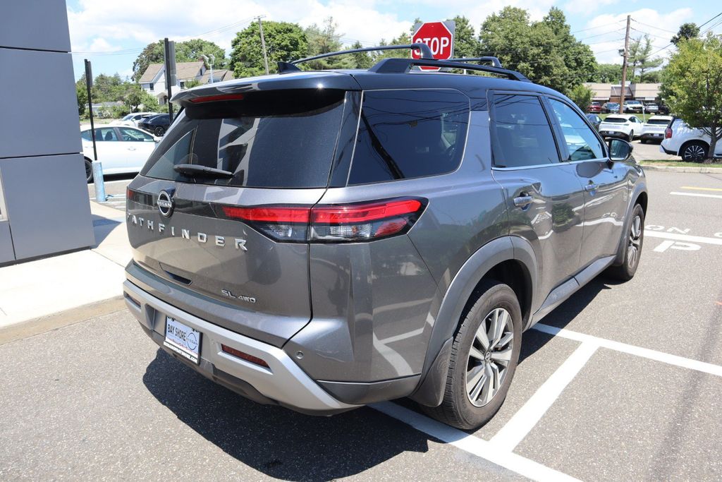 2023 Nissan Pathfinder SL - Photo 6