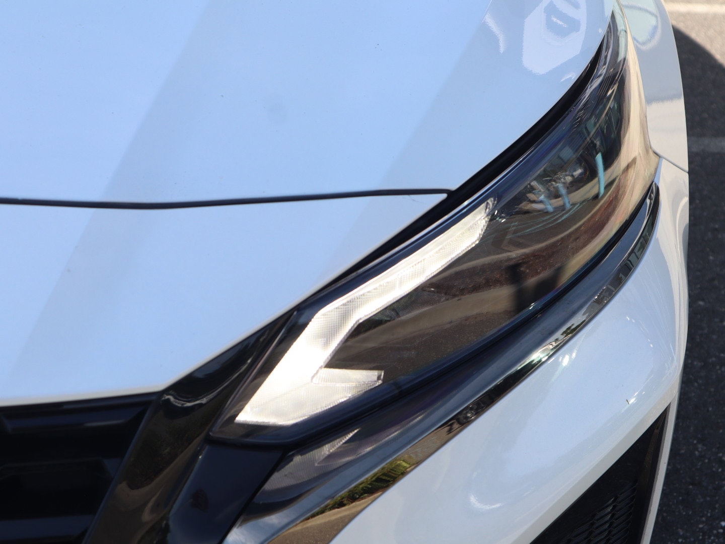 2025 Nissan Altima SR - Photo 12