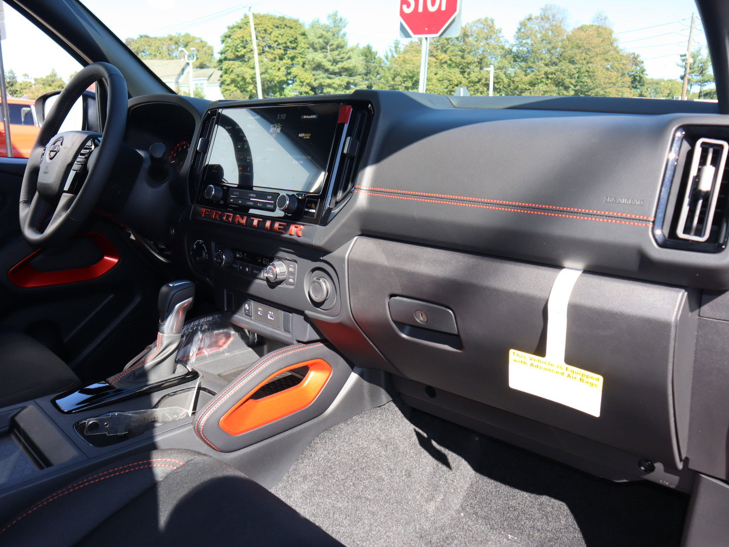 2025 Nissan Frontier PRO-4X - Photo 21