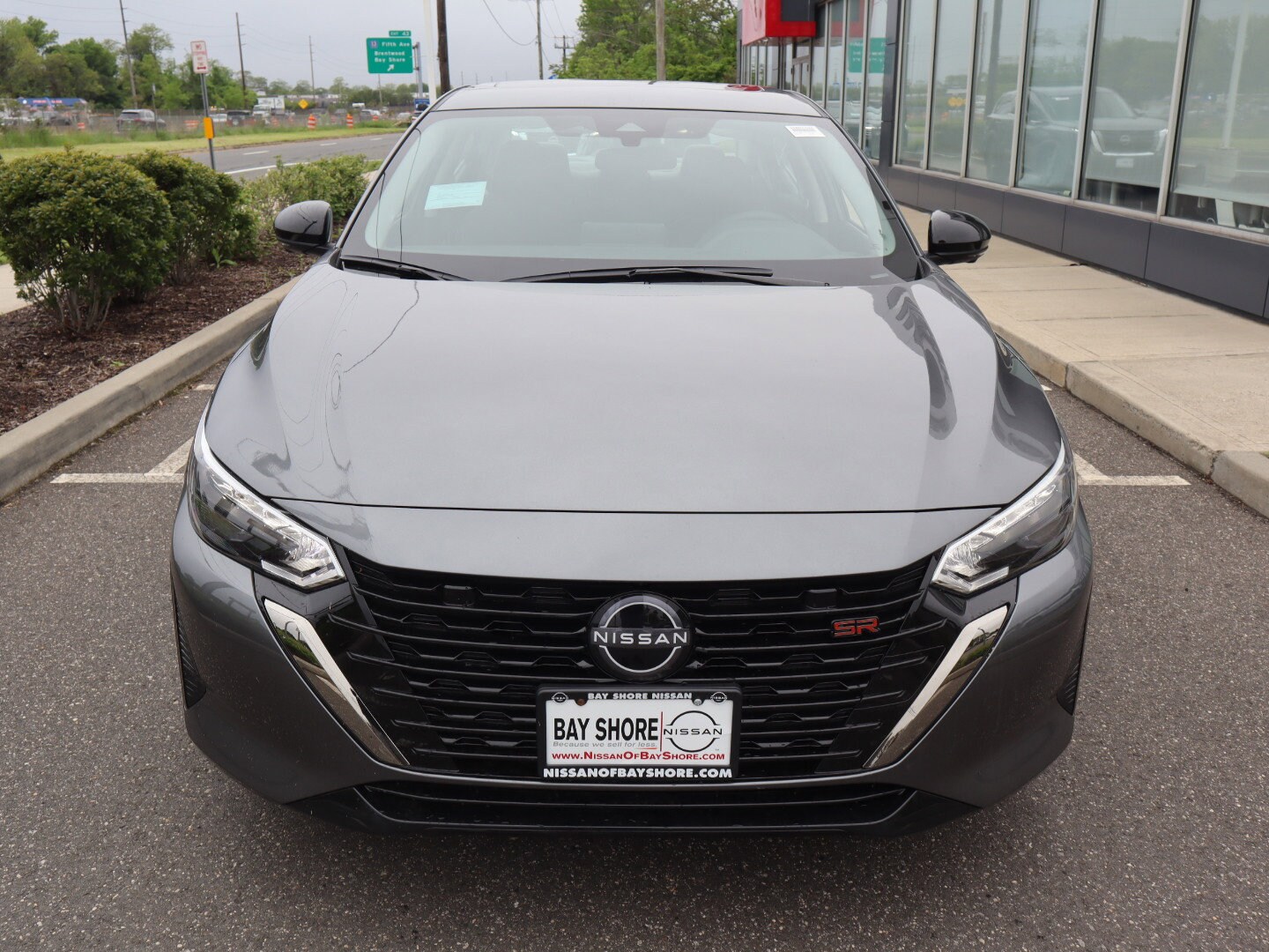 2025 Nissan Sentra SR photo 3
