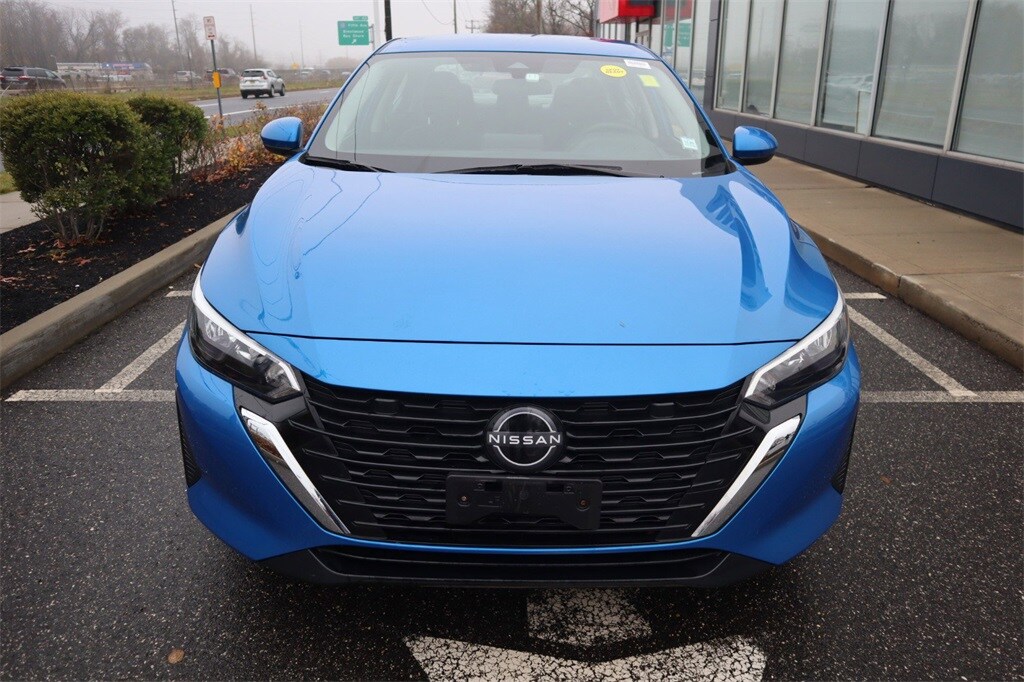 2025 Nissan Sentra SV photo 4