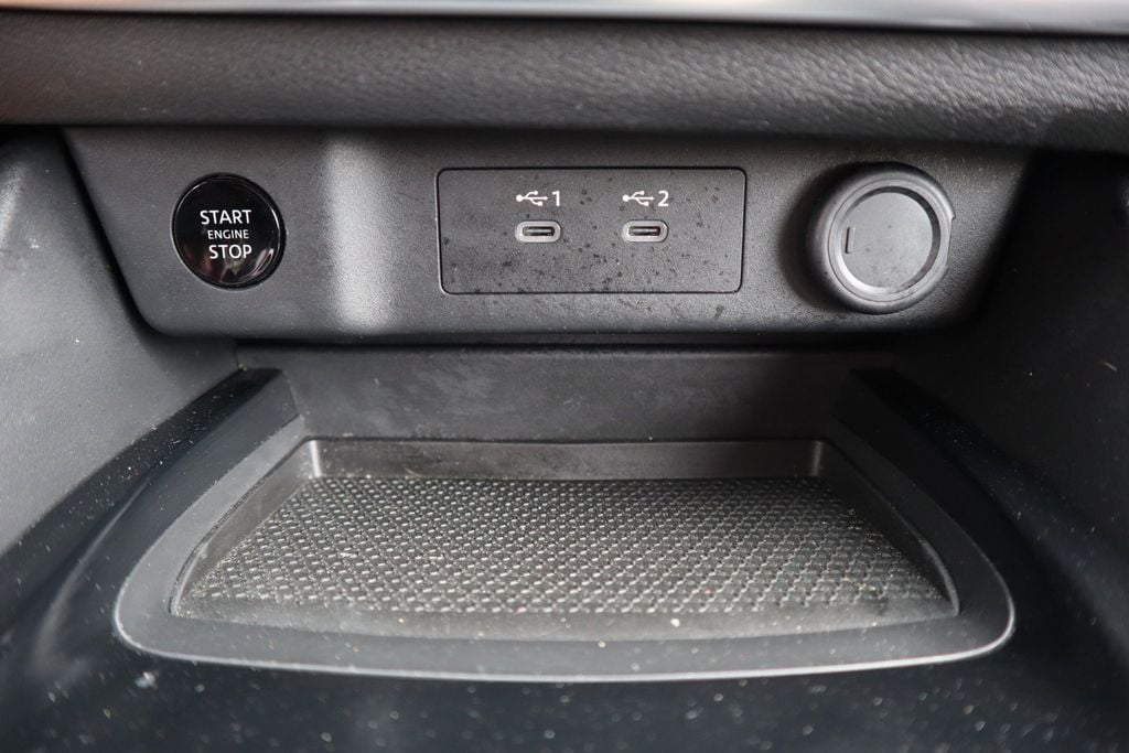 2025 Nissan Rogue SV - Photo 22