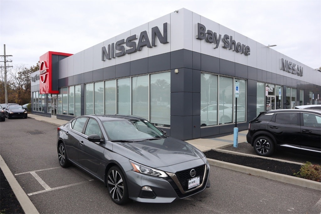 Certified 2021 Nissan Altima 2.5 SR Sedan