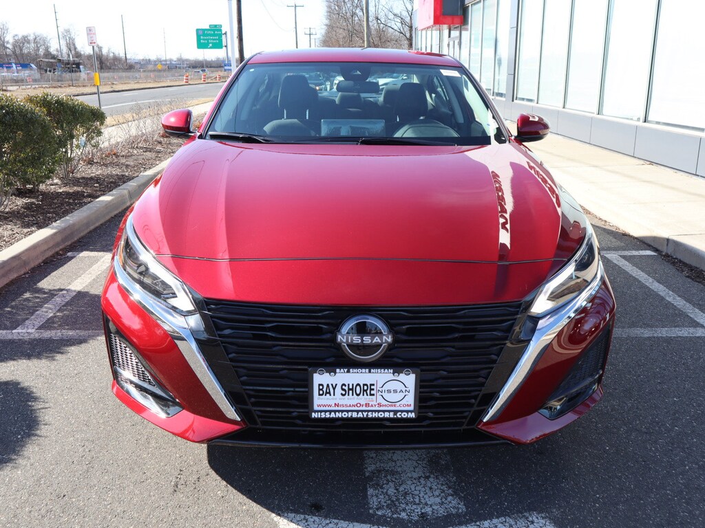 New 2025 Nissan Altima SV Sedan