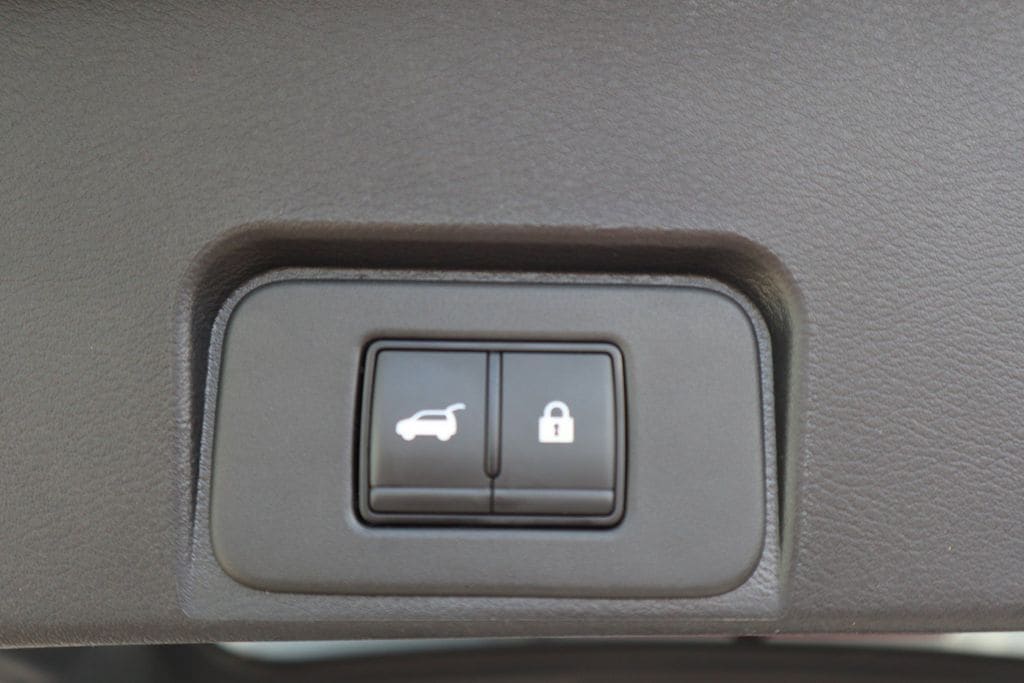 2025 Nissan Rogue SV - Photo 33