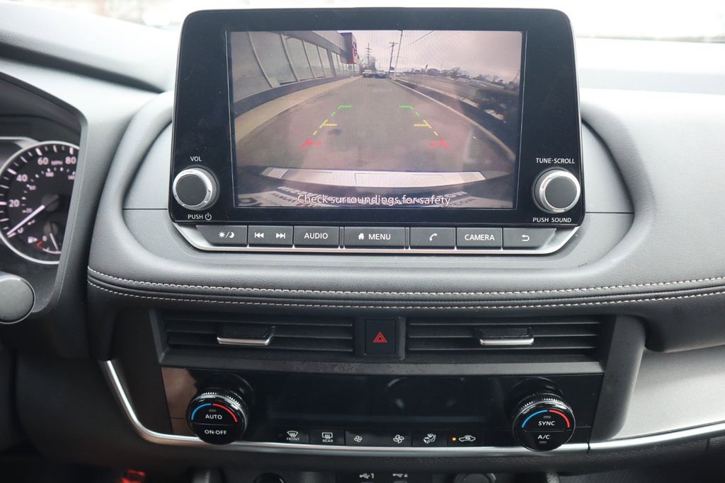 2025 Nissan Rogue SV - Photo 21