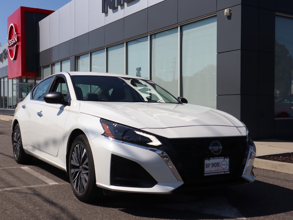 New 2026 Nissan Altima SV Sedan