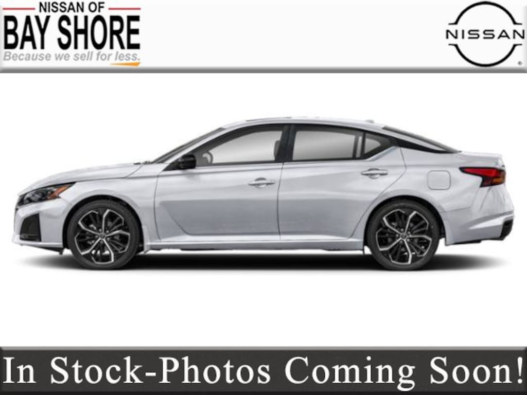New 2025 Nissan Altima SR Sedan