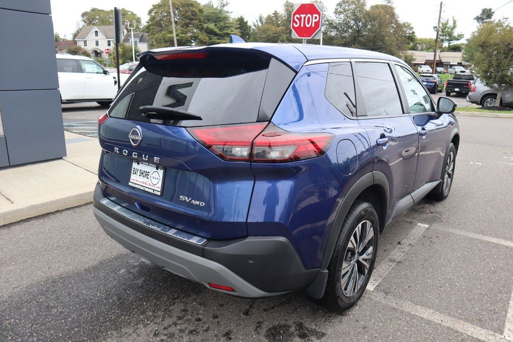 2023 Nissan Rogue SV - Photo 6