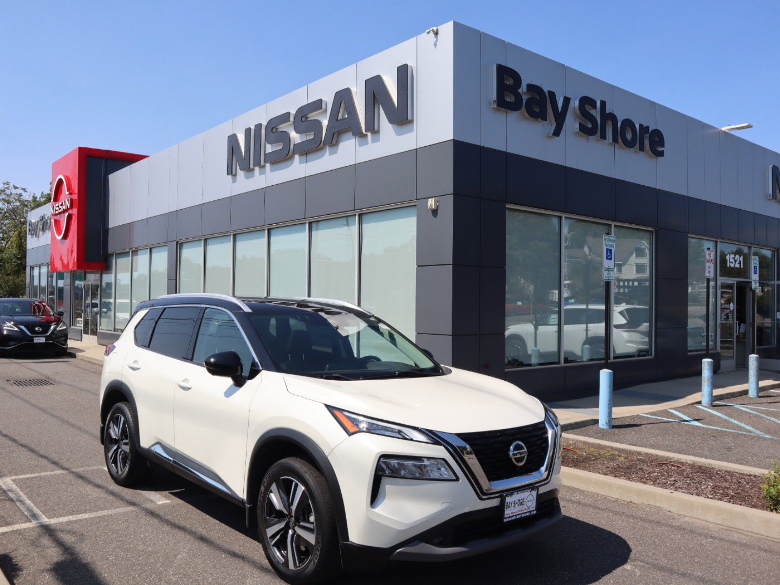 Certified 2021 Nissan Rogue SL with VIN JN8AT3CB0MW236889 for sale in Bay Shore, NY