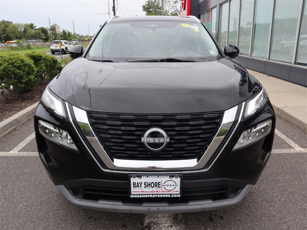 2022 Nissan Rogue SV photo 4