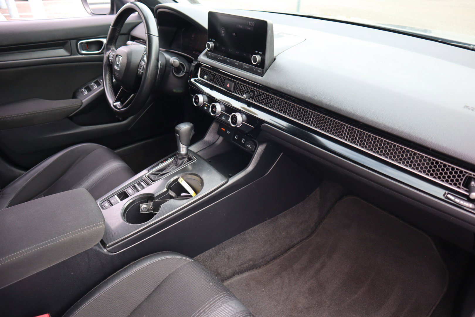 2025 Honda Civic Sport - Photo 26