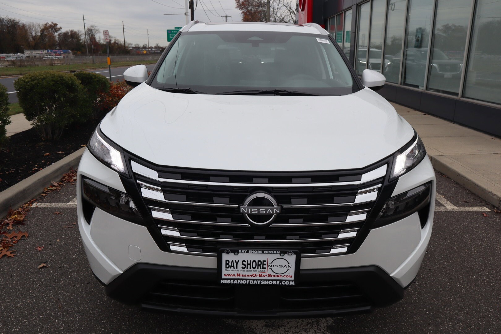 2026 Nissan Rogue SV photo 4