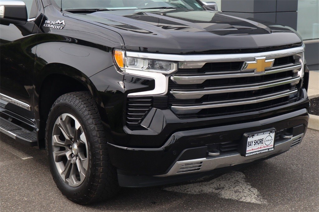 2023 Chevrolet Silverado 1500 High Country photo 4