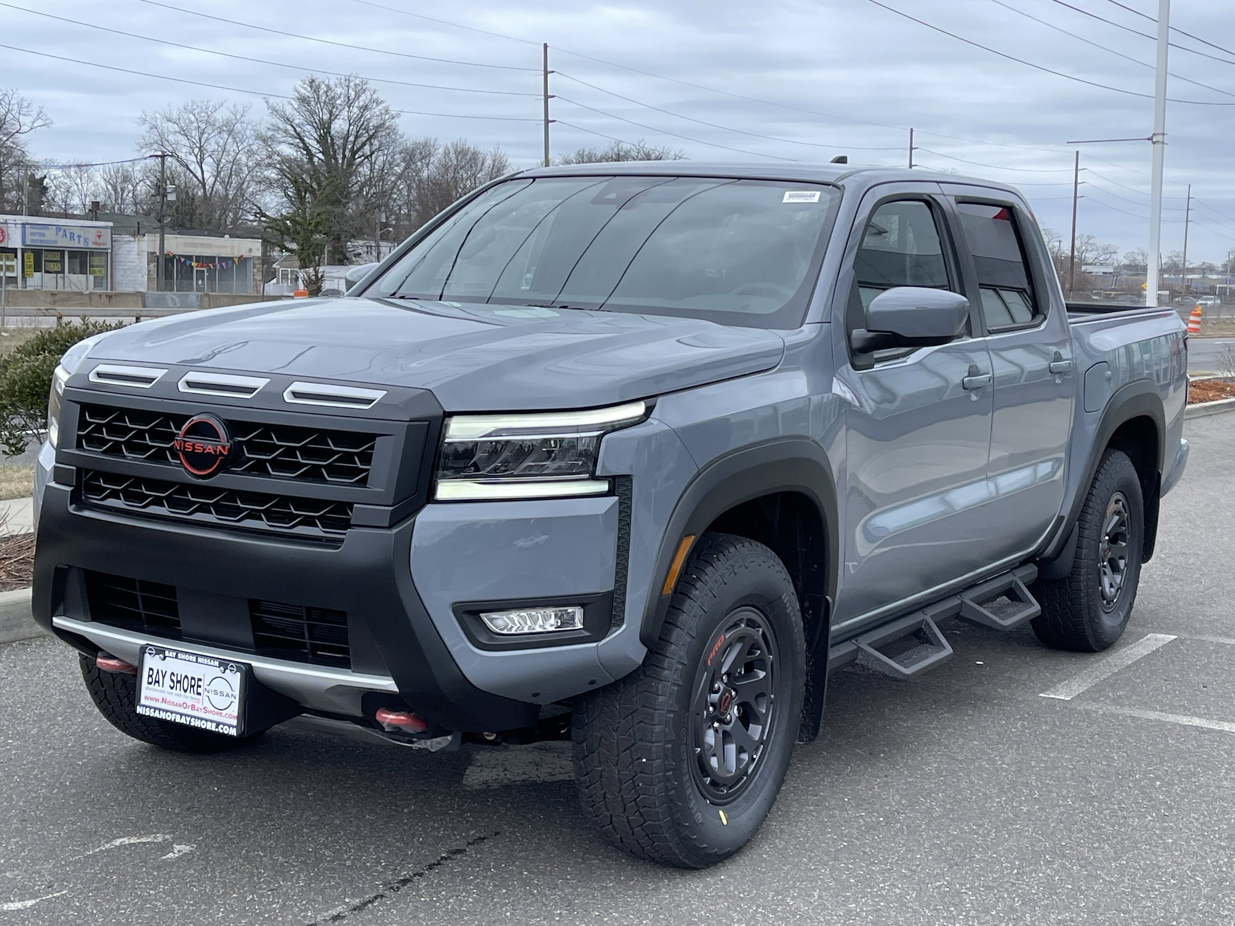 2025 Nissan Frontier PRO-4X - Photo 8