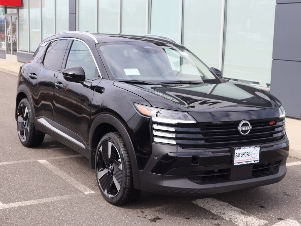 New 2026 Nissan Kicks SR SUV