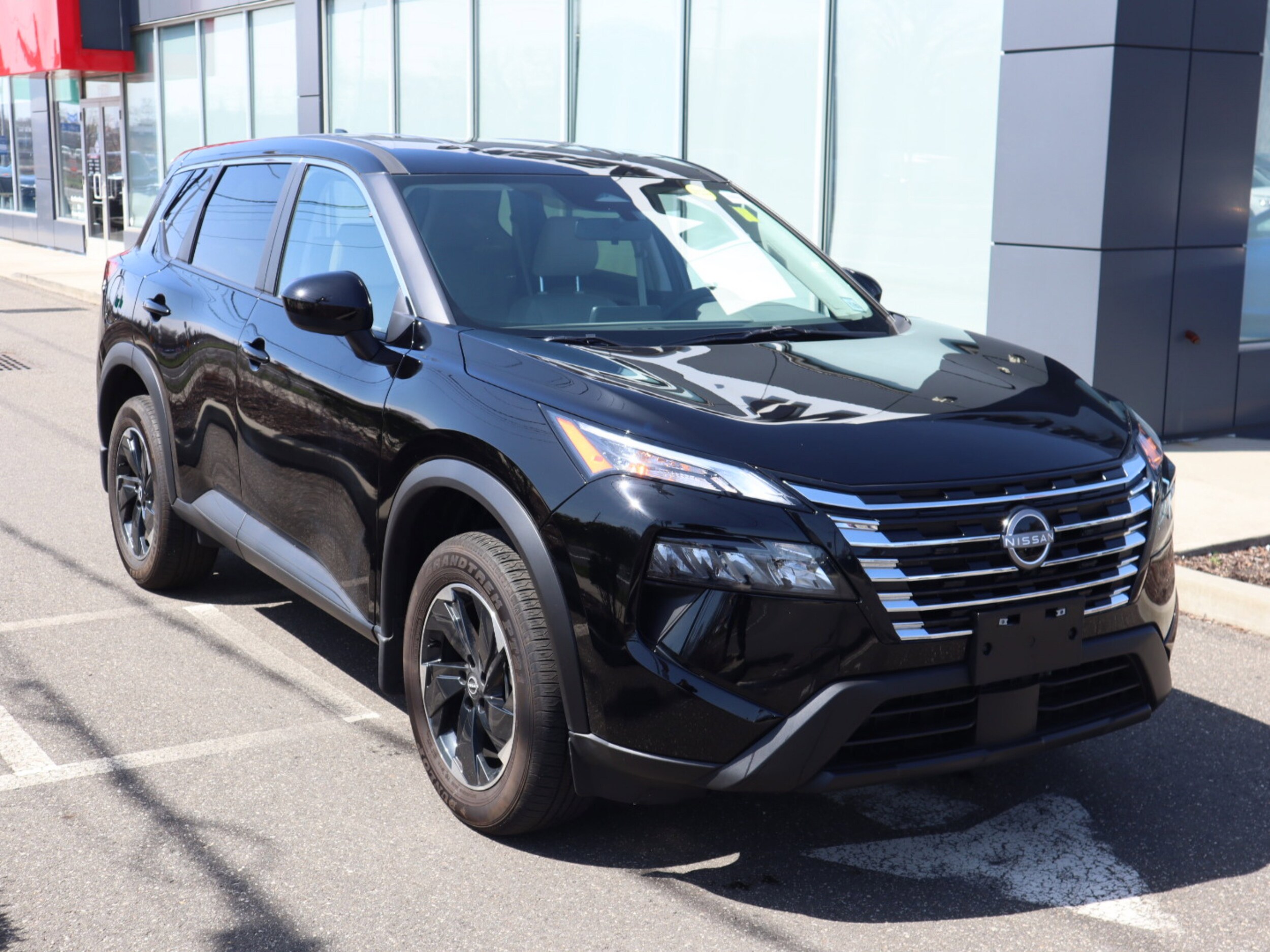 2025 Nissan Rogue SV photo 3