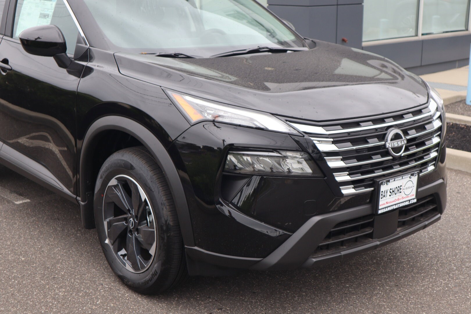 2026 Nissan Rogue SV photo 3